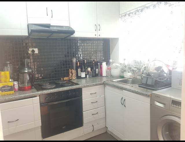 2 BEDROOM FLAT FOR SALE IN GLENWOOD